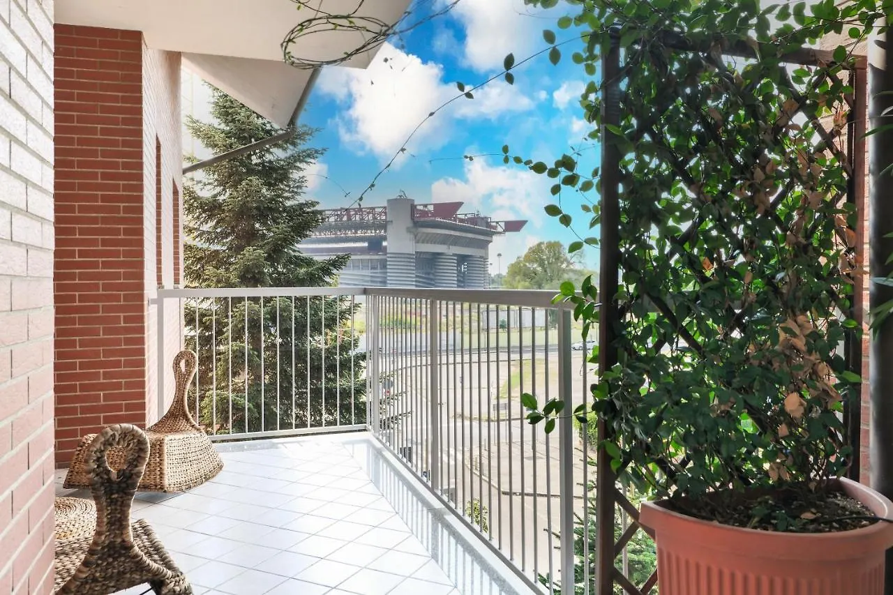 San Siro Stadium Luxury Plus Milan
