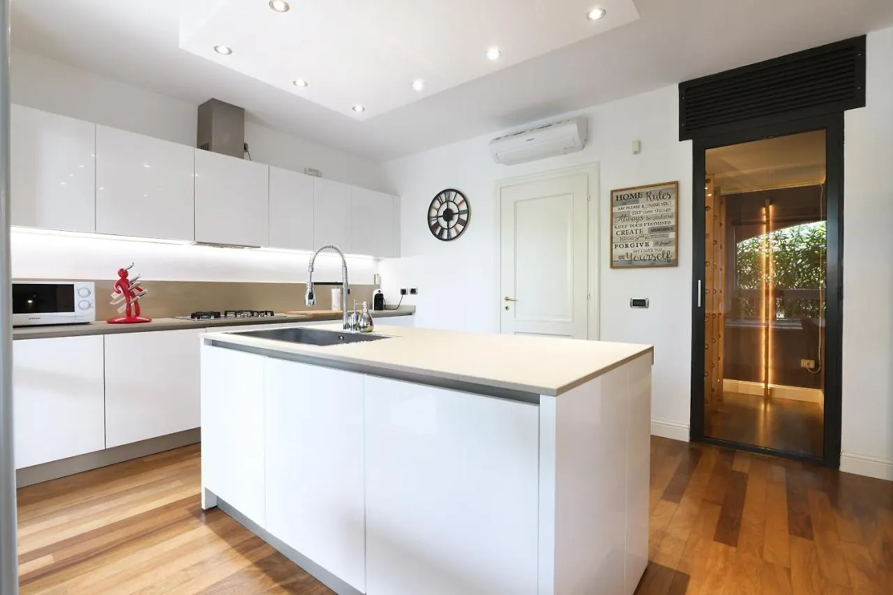 San Siro Stadium Luxury Plus Milan Apartment